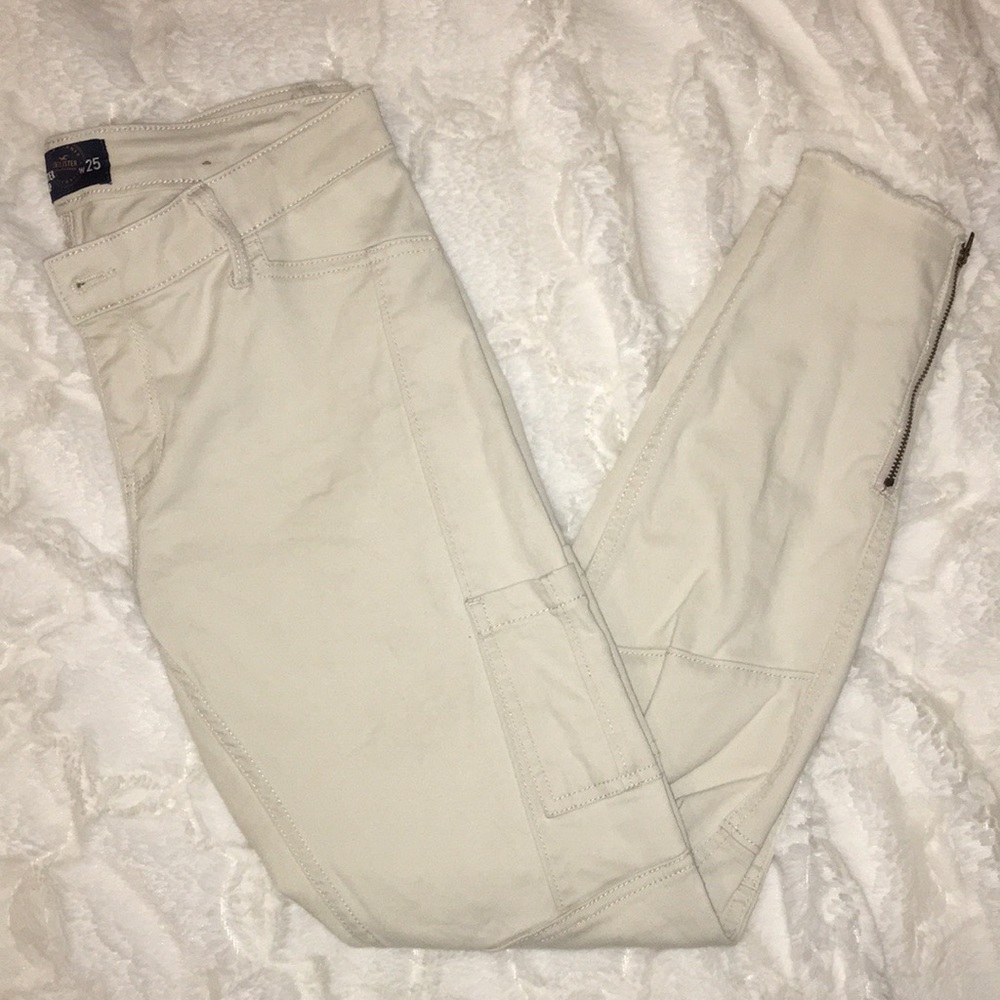 Hollister white jeans